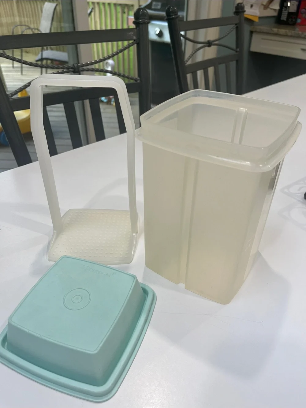 Tupperware Pick A Dilli  3 Pc Pickle Keeper Clear & mint color, 1330-8 Container